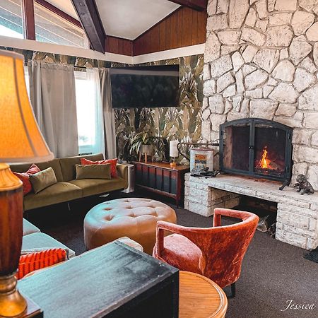 The Springs Motel New Ashford Exteriör bild